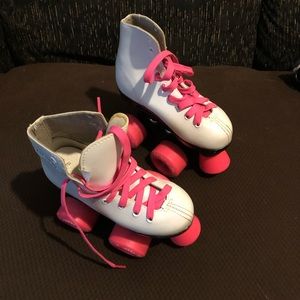 Kids roller skates size 10